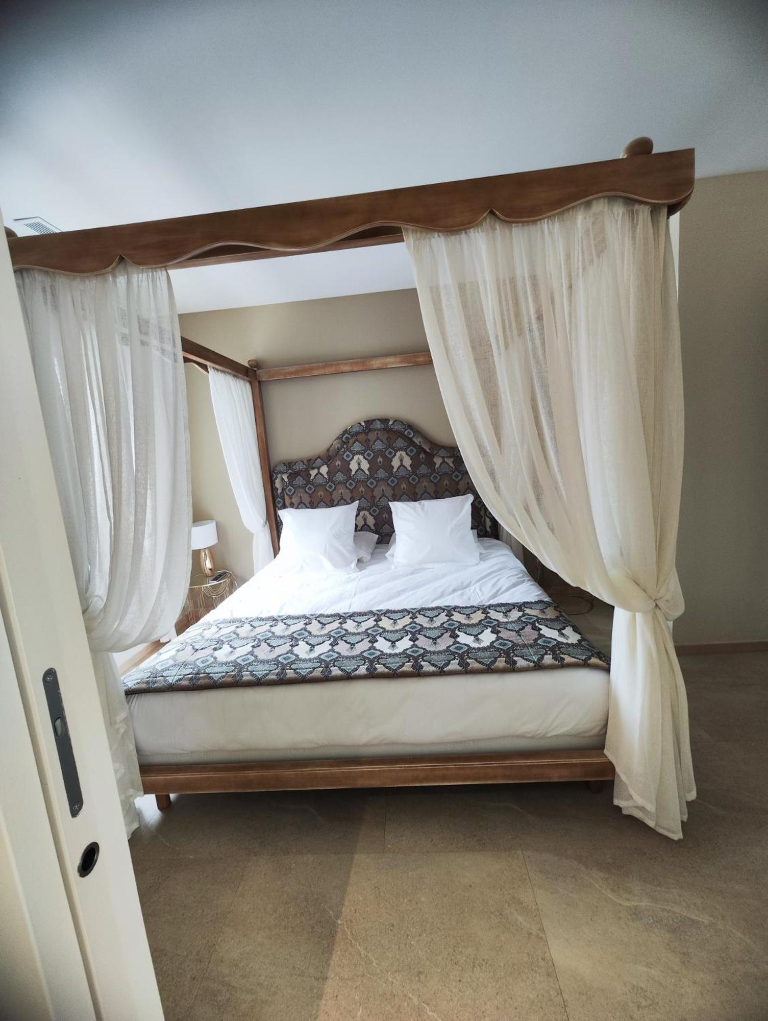 Logis Hotel Restaurant La Vraine Gironcourt-sur-Vraine 外观 照片