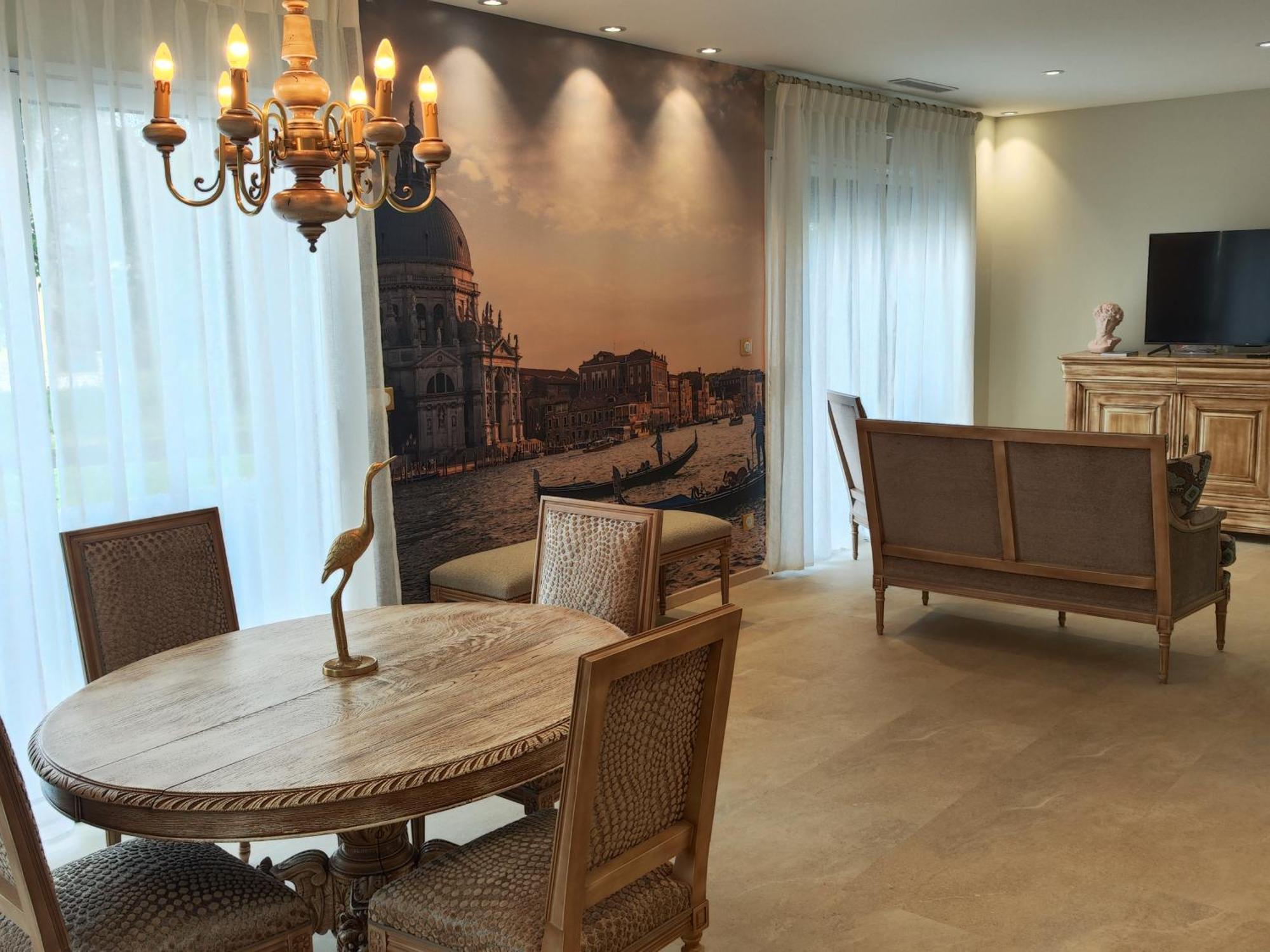 Logis Hotel Restaurant La Vraine Gironcourt-sur-Vraine 外观 照片